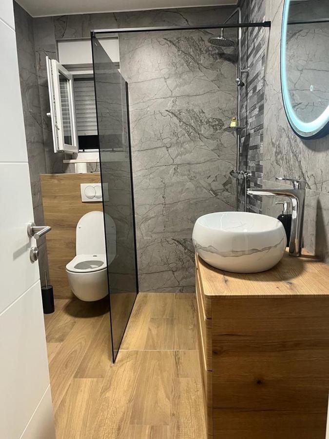 Apartamento Olive Oasis Penthouse With Jacuzzi Zadar Exterior foto