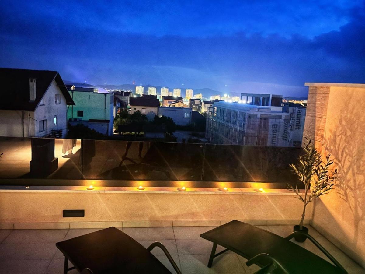 Apartamento Olive Oasis Penthouse With Jacuzzi Zadar Exterior foto