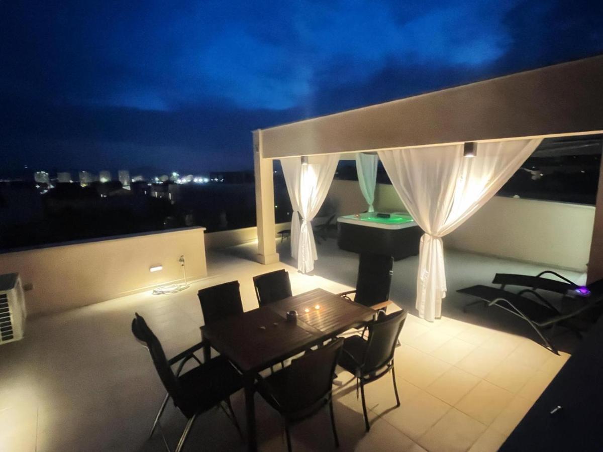 Apartamento Olive Oasis Penthouse With Jacuzzi Zadar Exterior foto